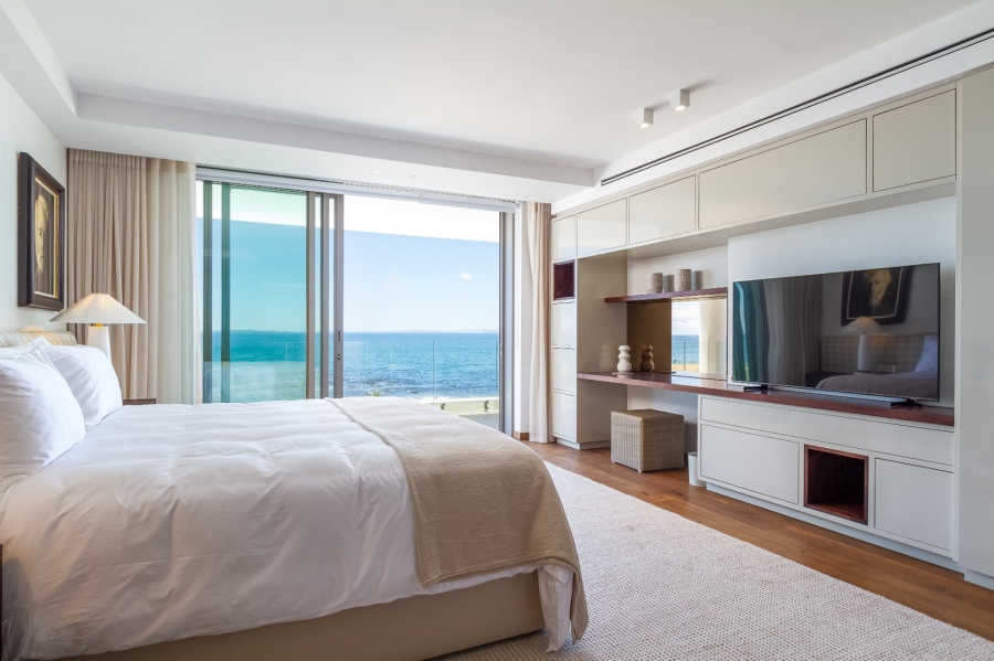 To Let 3 Bedroom Property for Rent in Mouille Point Western Cape